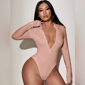 SHEIN SXY Solid High Cut Zipper Bodysuit